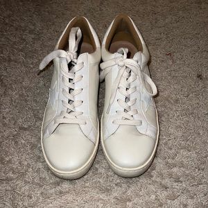 White Raven off white leather shoe Size 8.5
